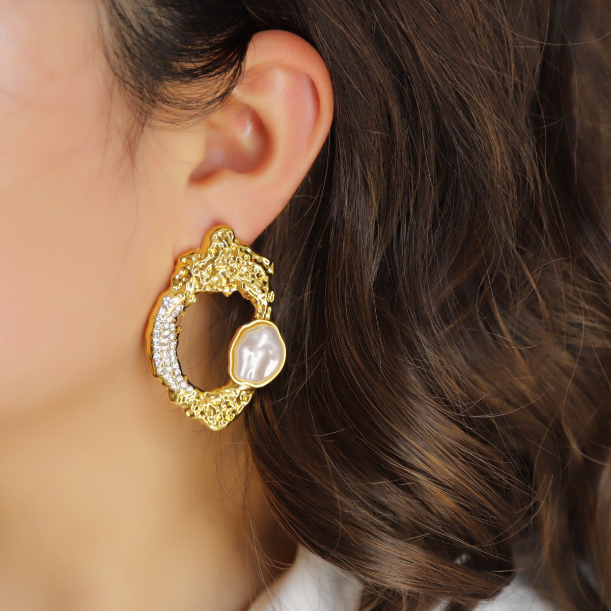 Romantic Earring for Special Moments
