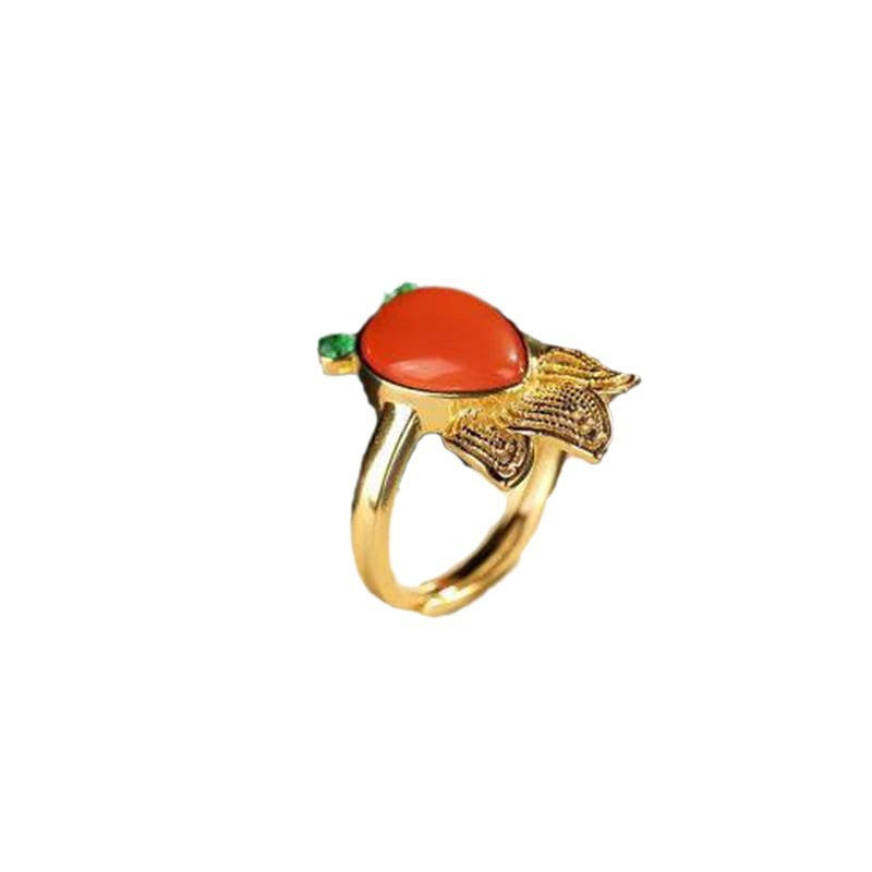 Charming Gold Earring for Any Occasion
