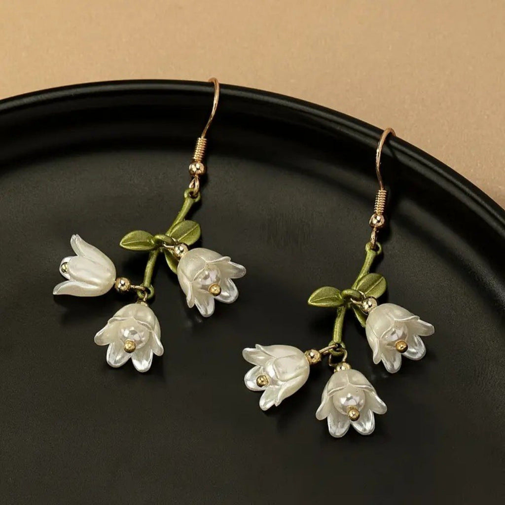 Classic Earring with Timeless Appeal