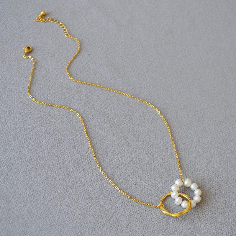 Stunning Gold Necklace for Daily Wear