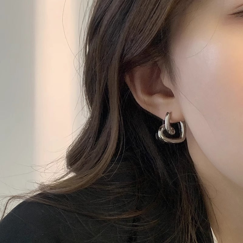 Charming Earring for Any Occasion