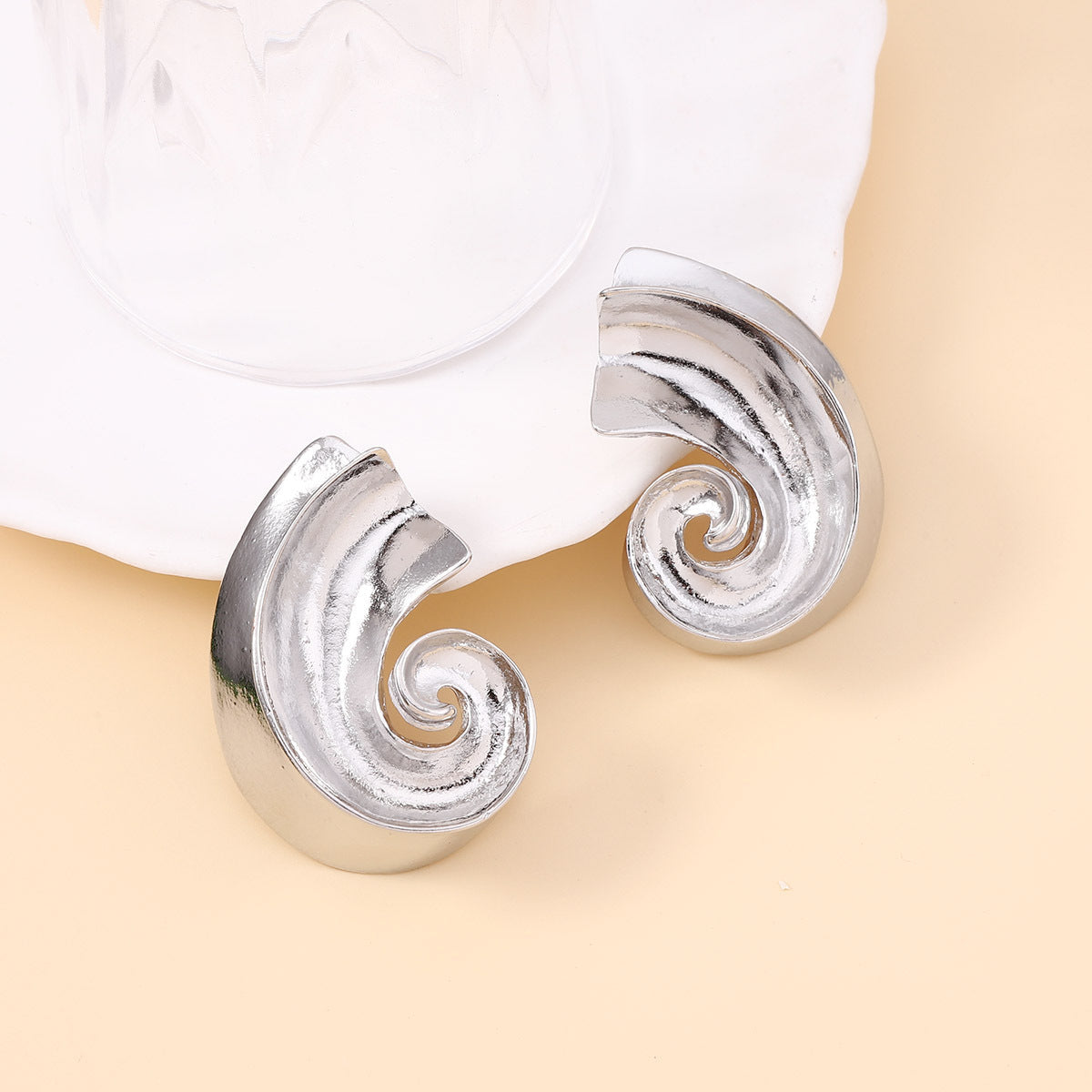Stunning Earring for Daily Wear