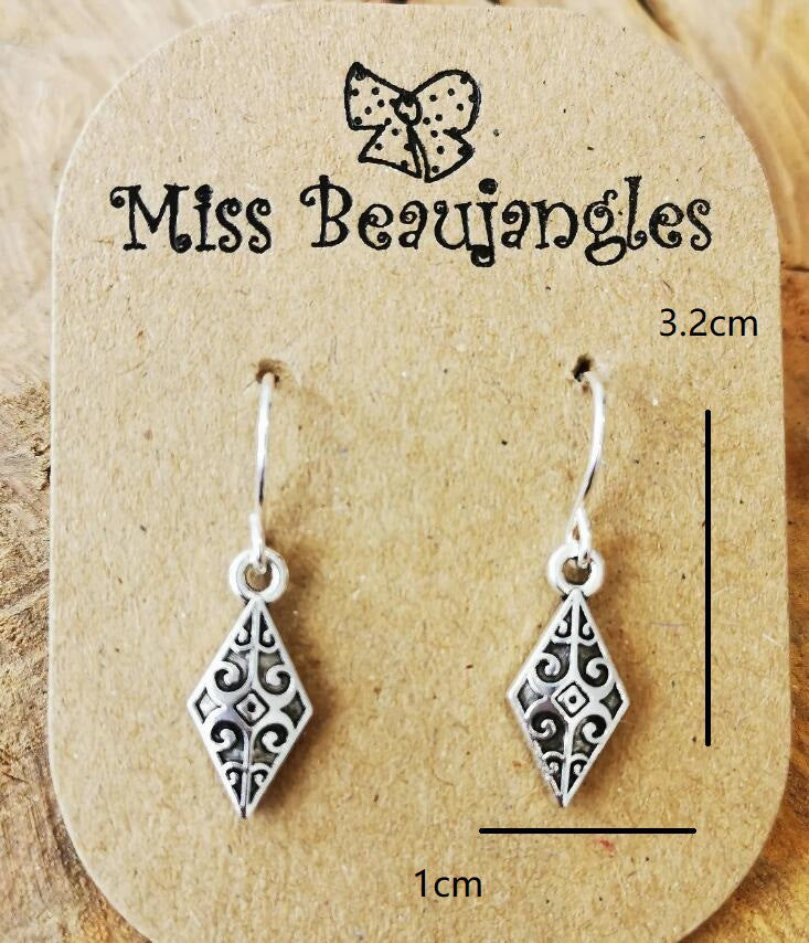Vintage Handmade Earring
