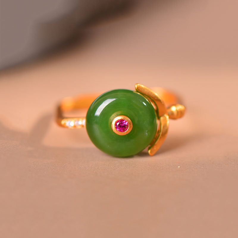 Stunning Gold Ring for Daily Wear