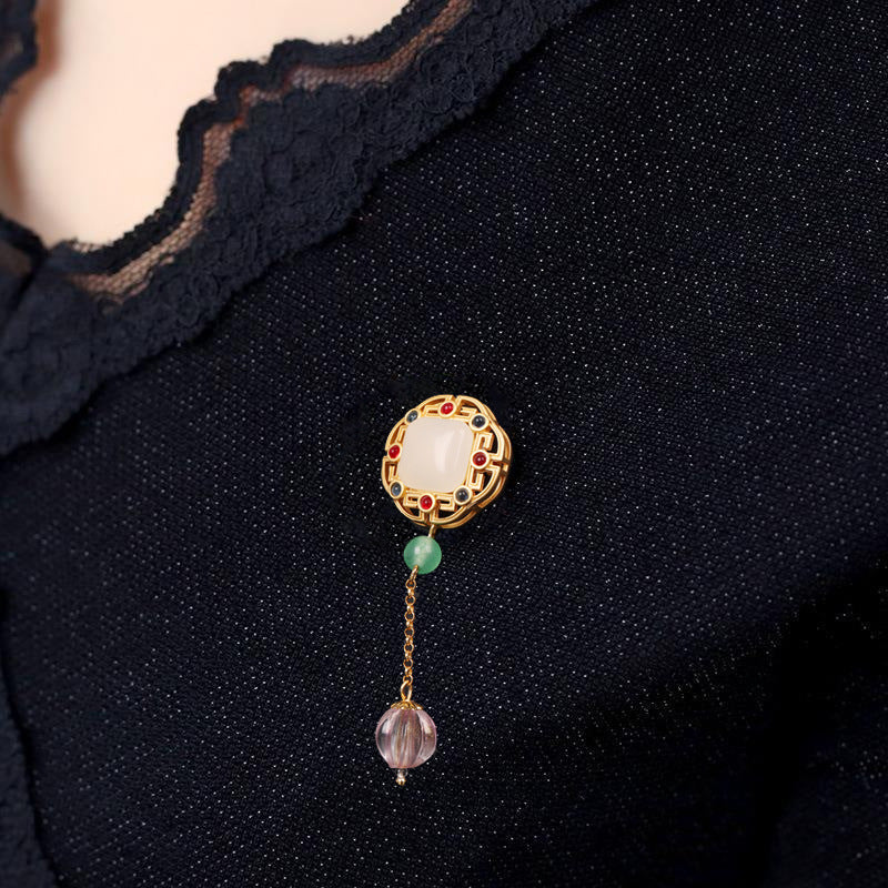 Charming Gold Piece for Any Occasion