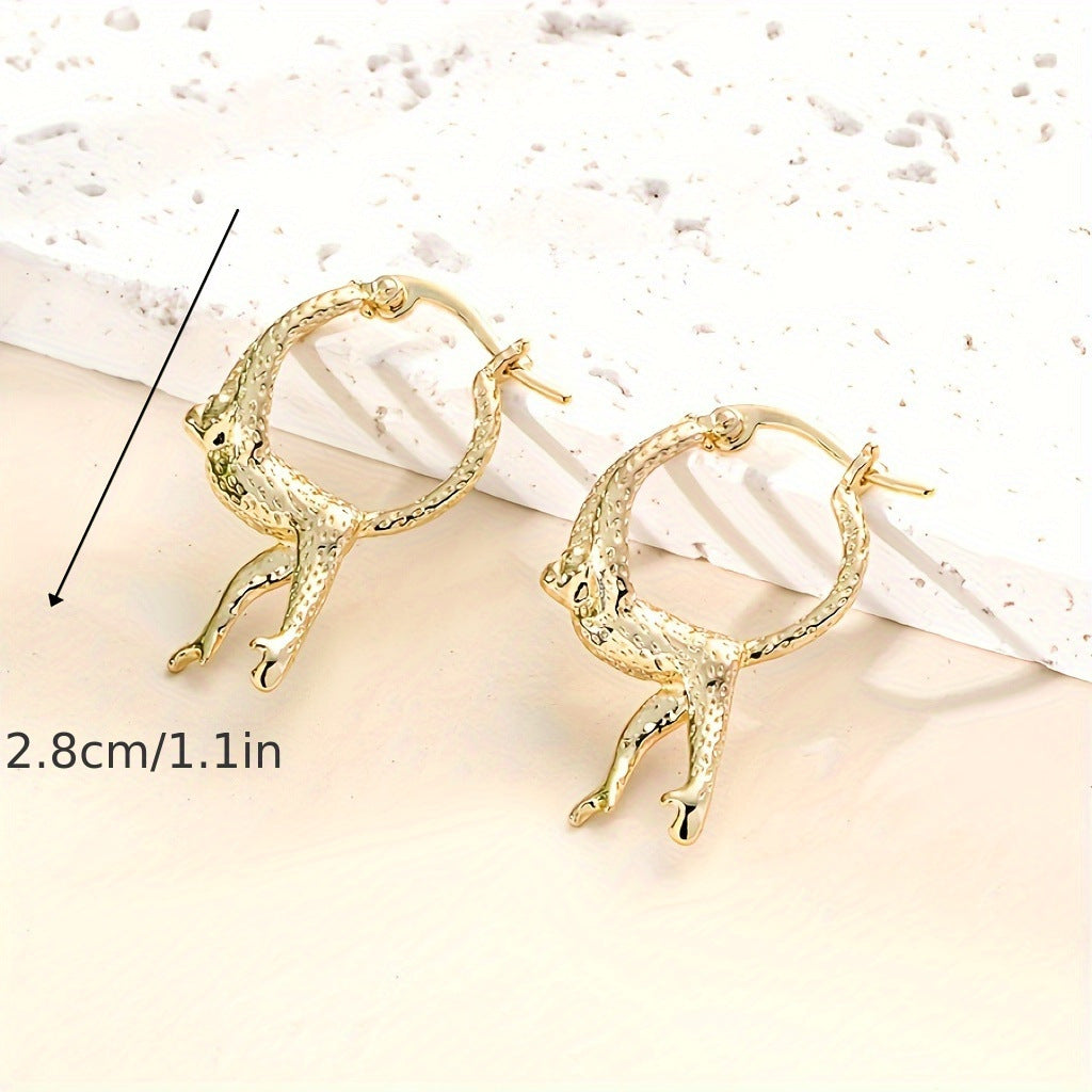 Charming Silver Earring for Any Occasion