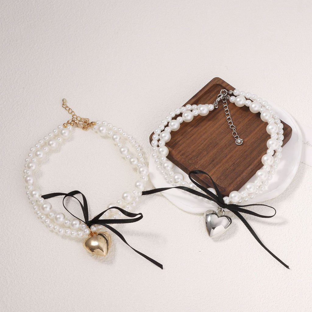 Classic Pearl Necklace with Timeless Appeal