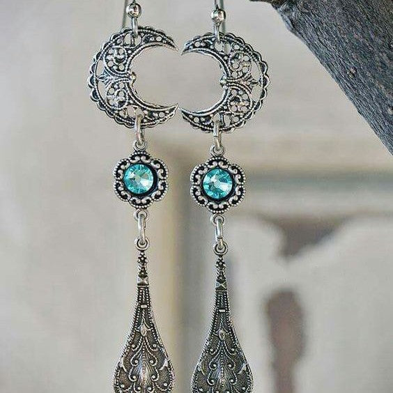 Classic Earring with Timeless Appeal