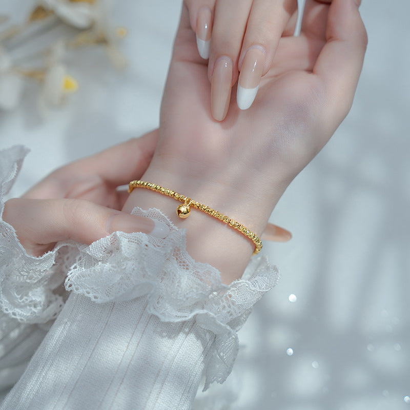 Charming Gold Bracelet for Any Occasion