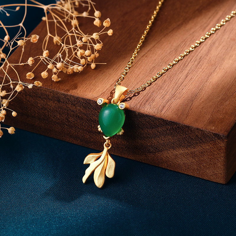 Romantic Gold Necklace for Special Moments