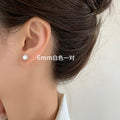 Classic Pearl Earring with Timeless Appeal