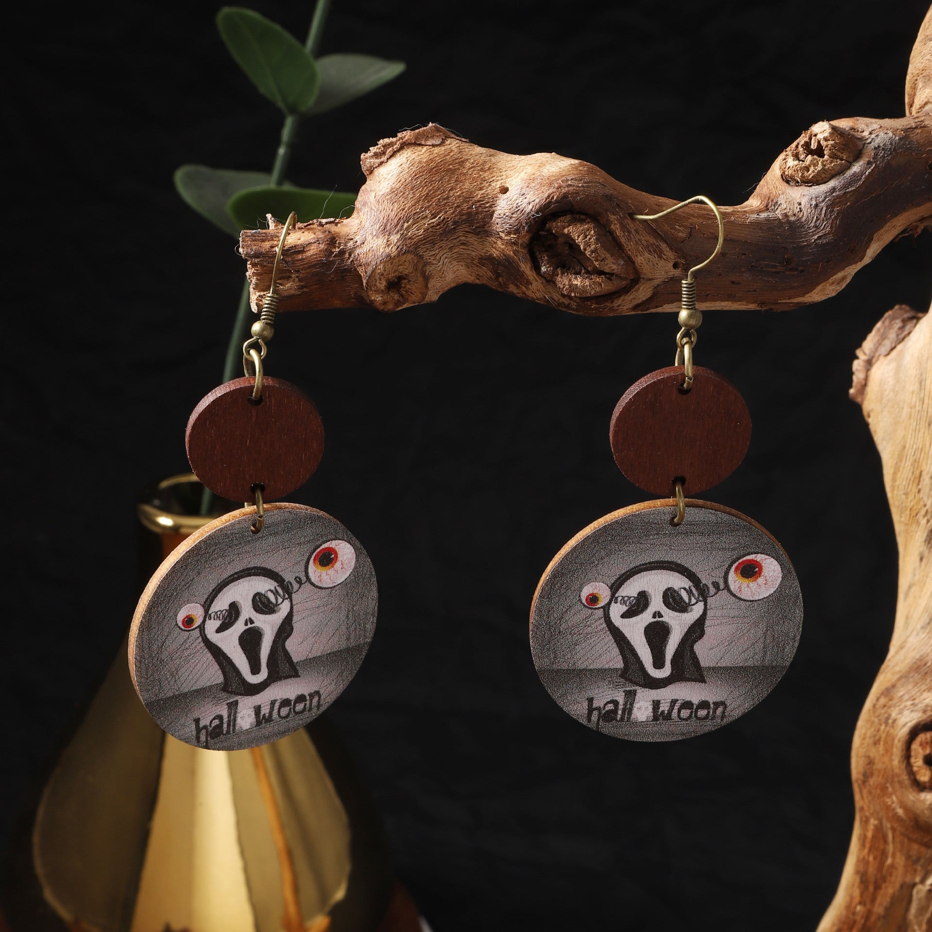 Classic Earring with Timeless Appeal