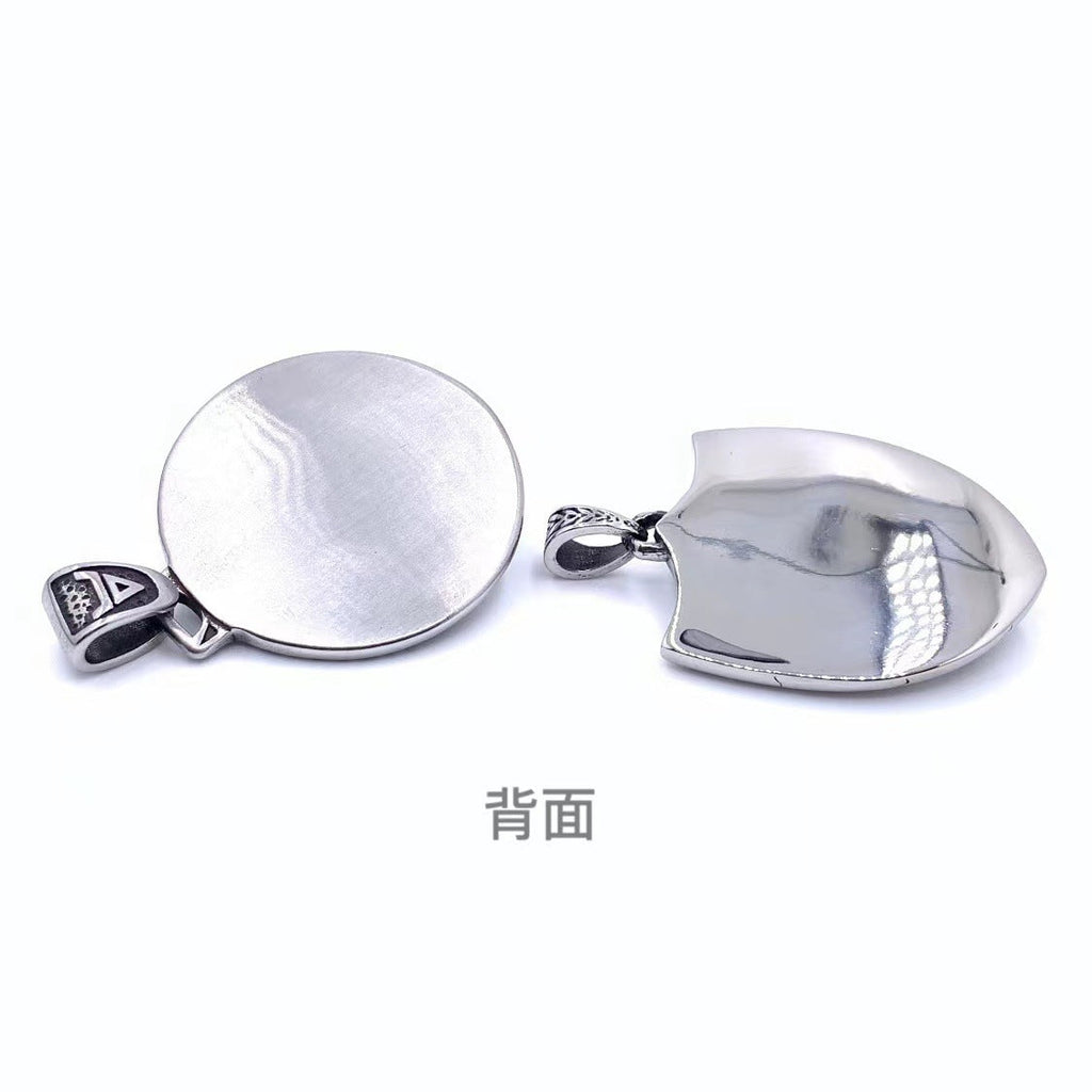 Charming Pendant for Any Occasion