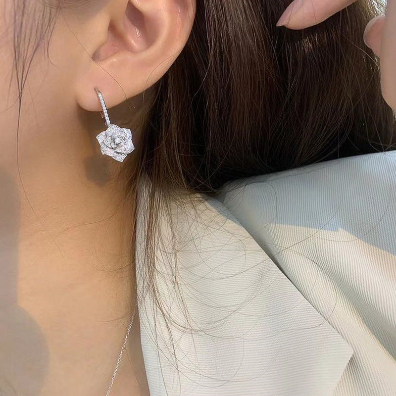 Romantic Earring for Special Moments