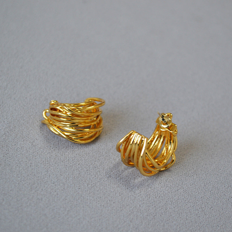 Beautiful Gold Earring with Unique Style