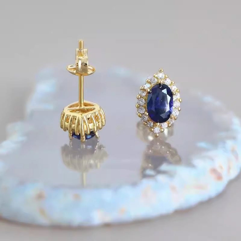Classic Earring with Timeless Appeal