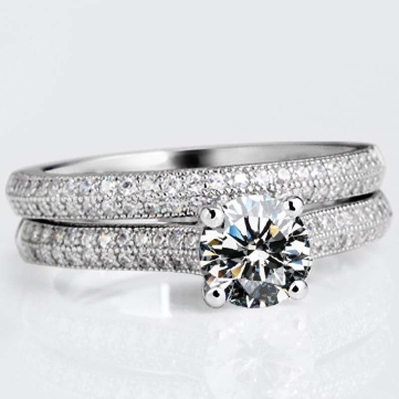 Beautiful Set with Unique Style