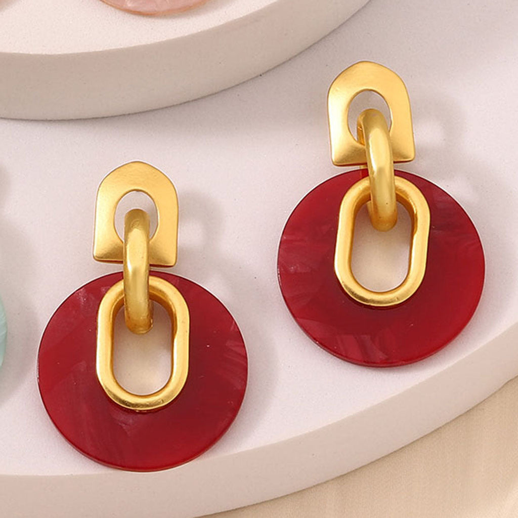 Classic Earring with Timeless Appeal