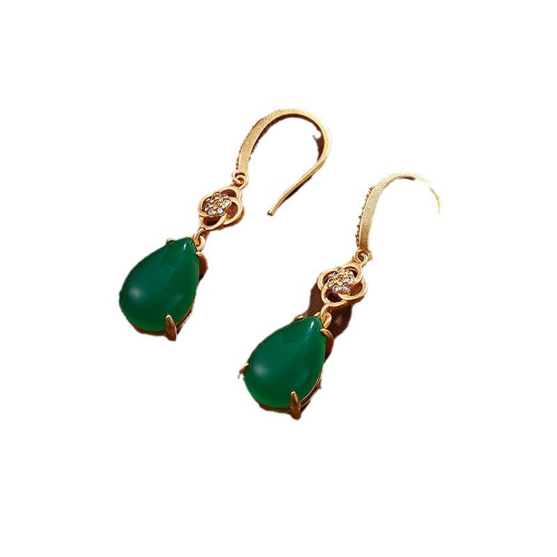 Stunning Gold Earring for Daily Wear