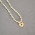 Beautiful Pearl Necklace with Unique Style