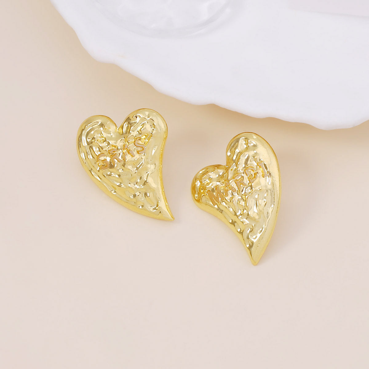 Elegant Piece for Every Occasion