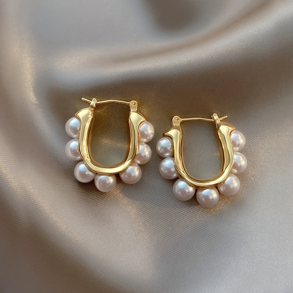 Romantic Pearl Earring for Special Moments