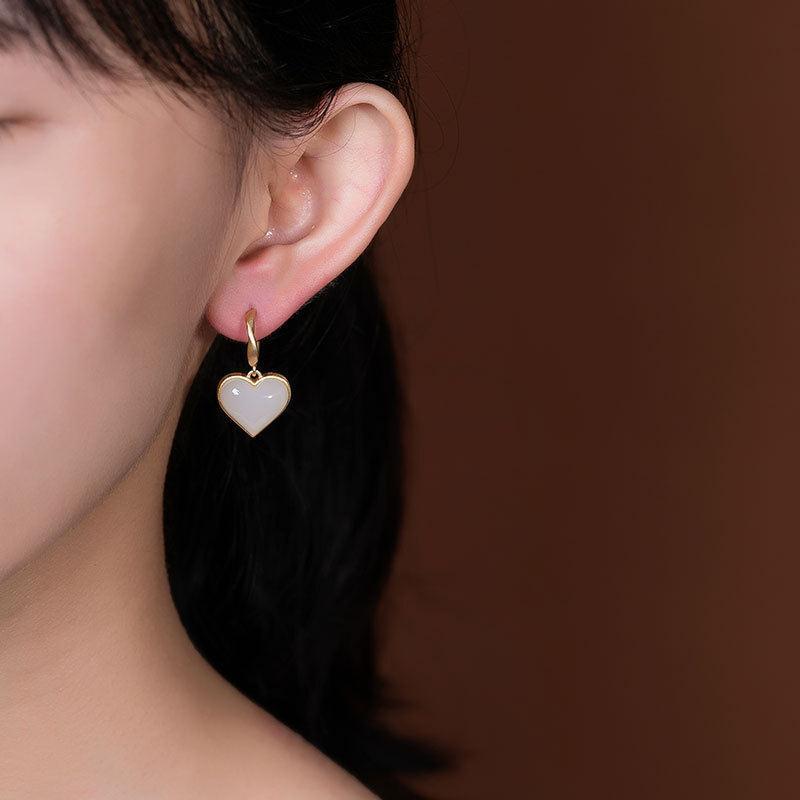 Elegant Silver Earring for Every Occasion