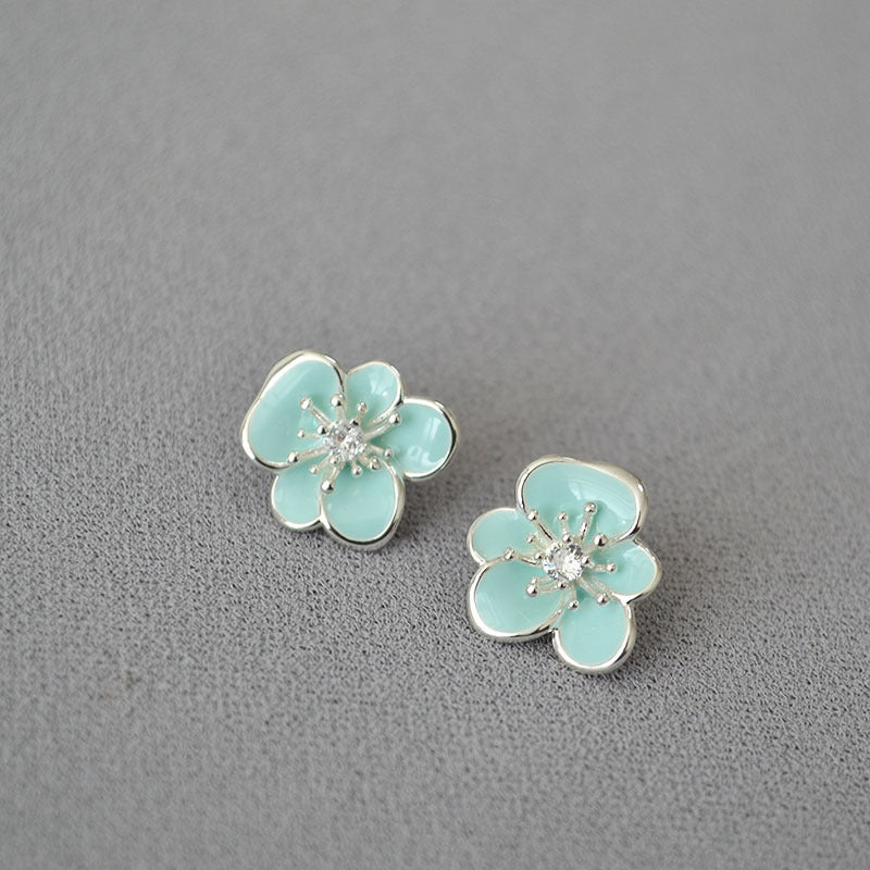 Stunning Silver Earring for Daily Wear