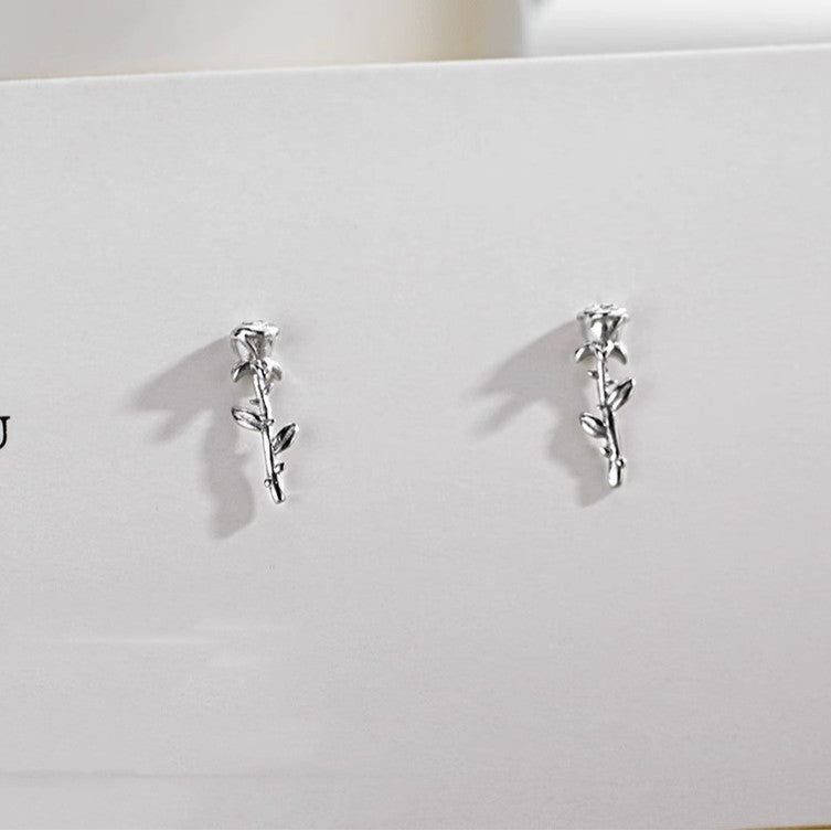 Charming Piece for Any Occasion