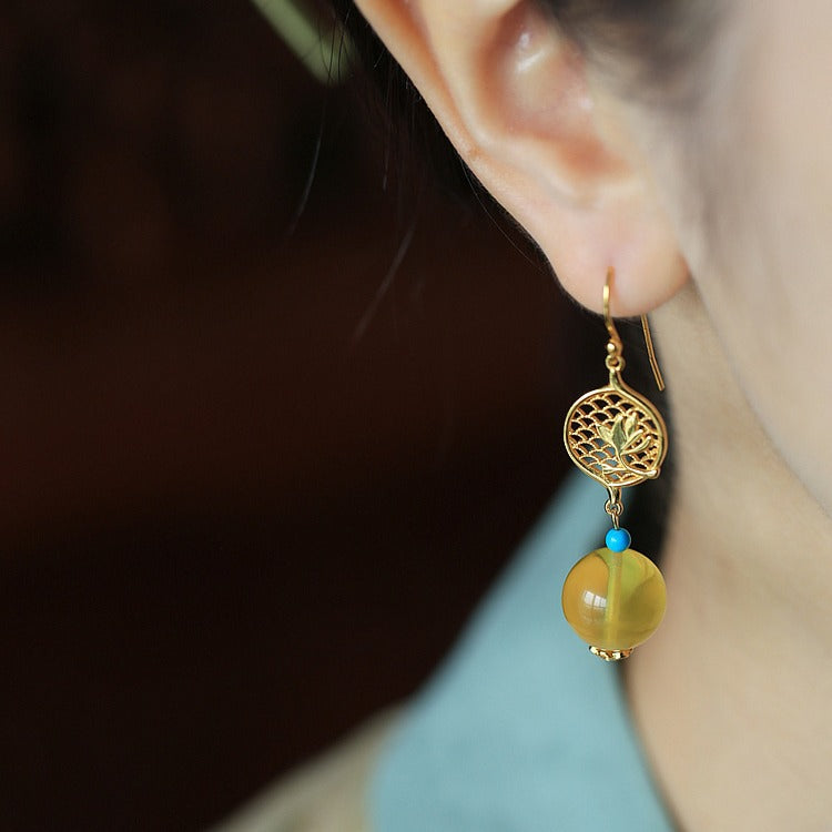 Charming Silver Earring for Any Occasion