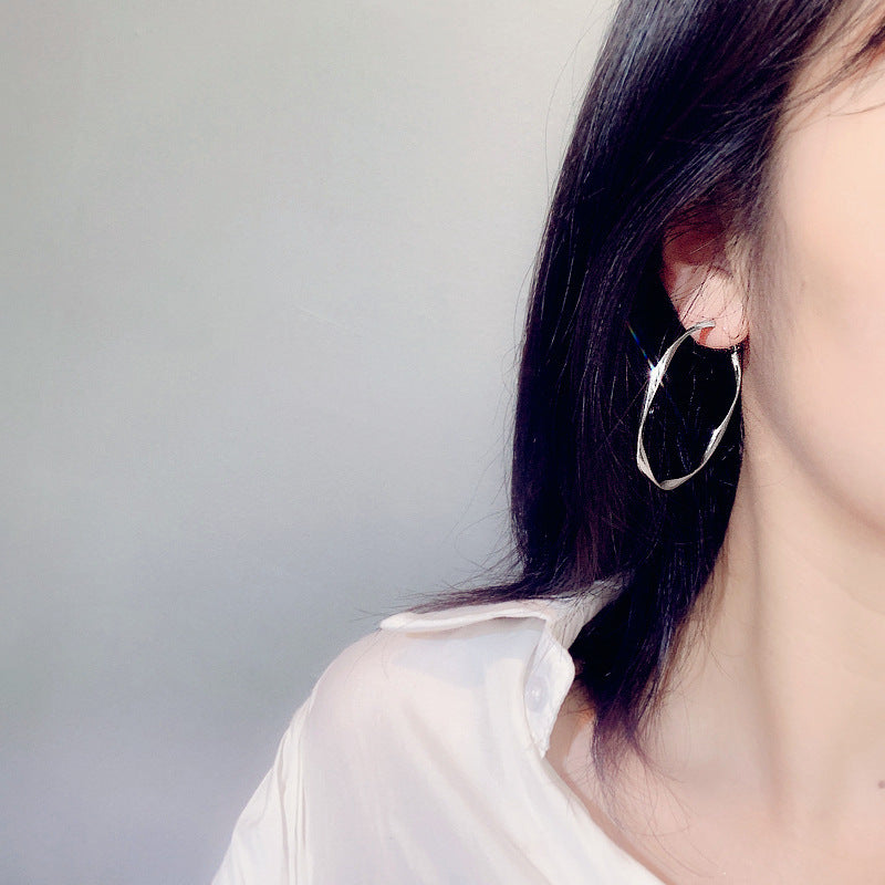 Romantic Earring for Special Moments