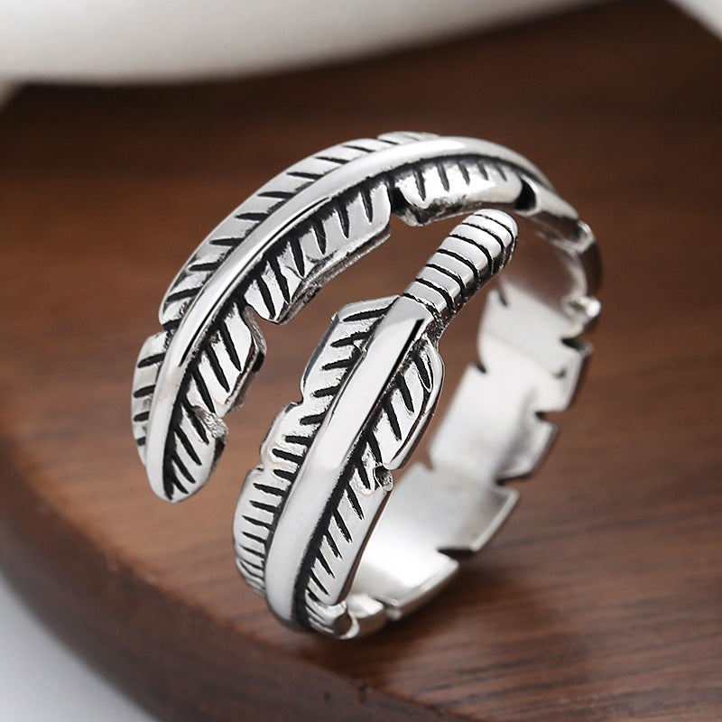 Classic Silver Ring with Timeless Appeal