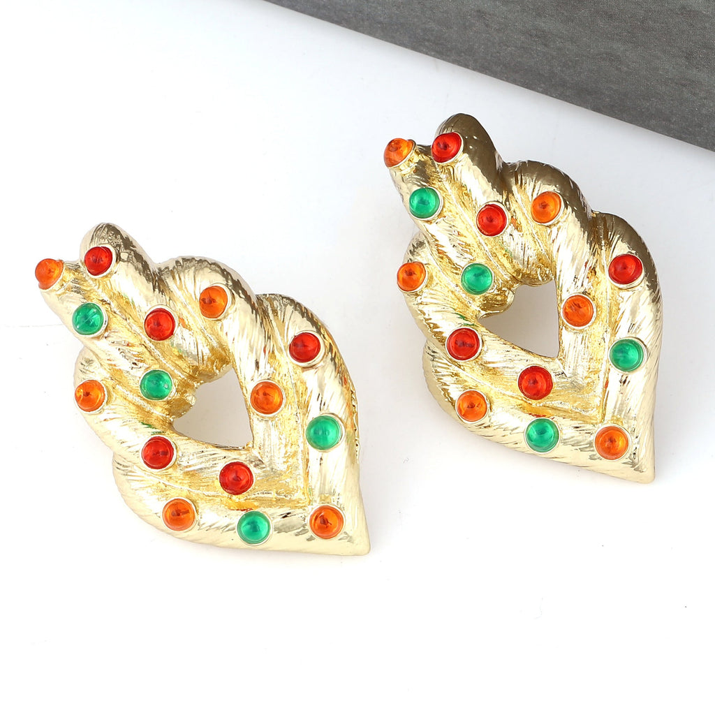 Classic Earring with Timeless Appeal