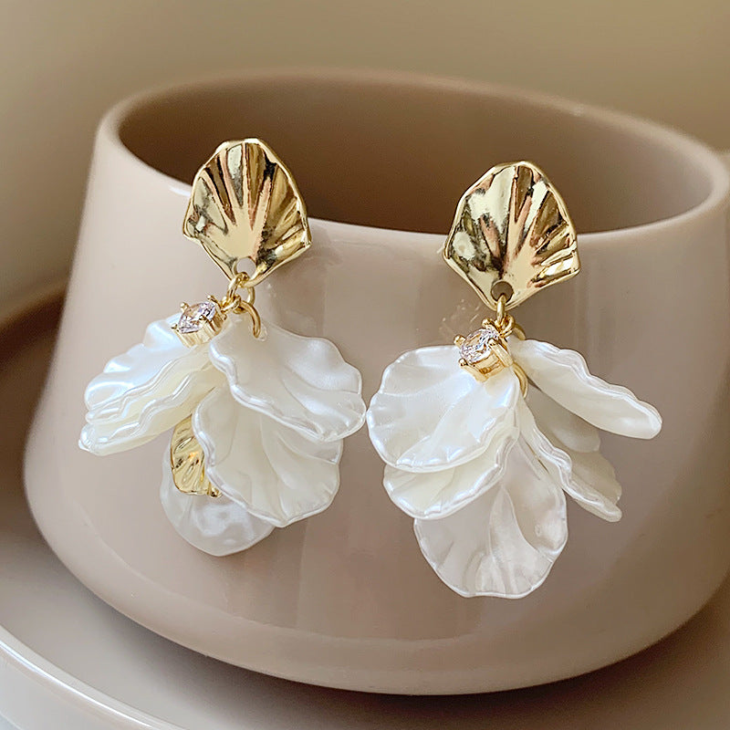 Elegant Earring for Every Occasion