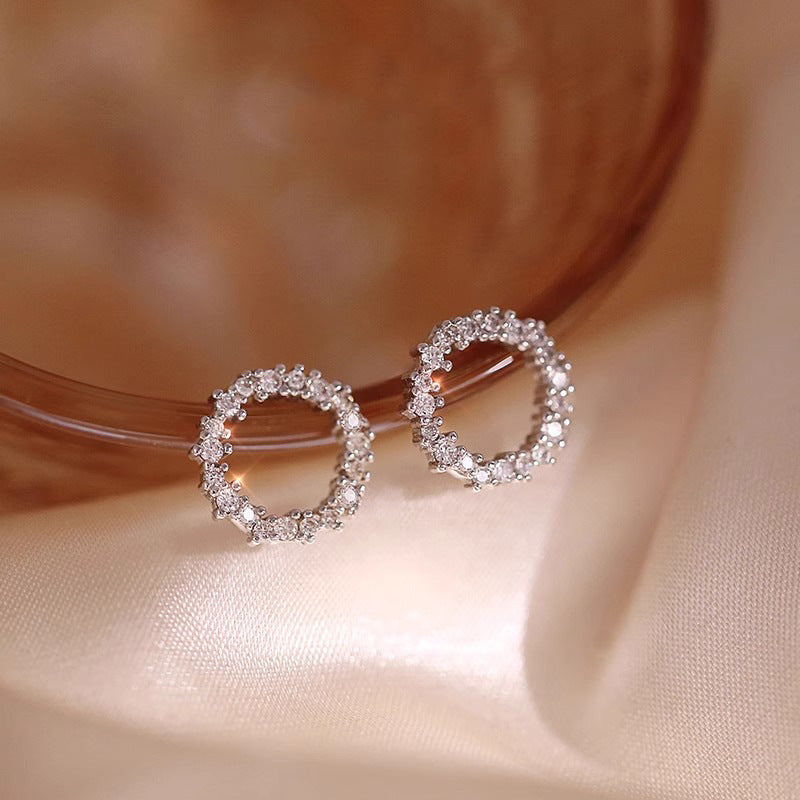 Beautiful Earring with Unique Style