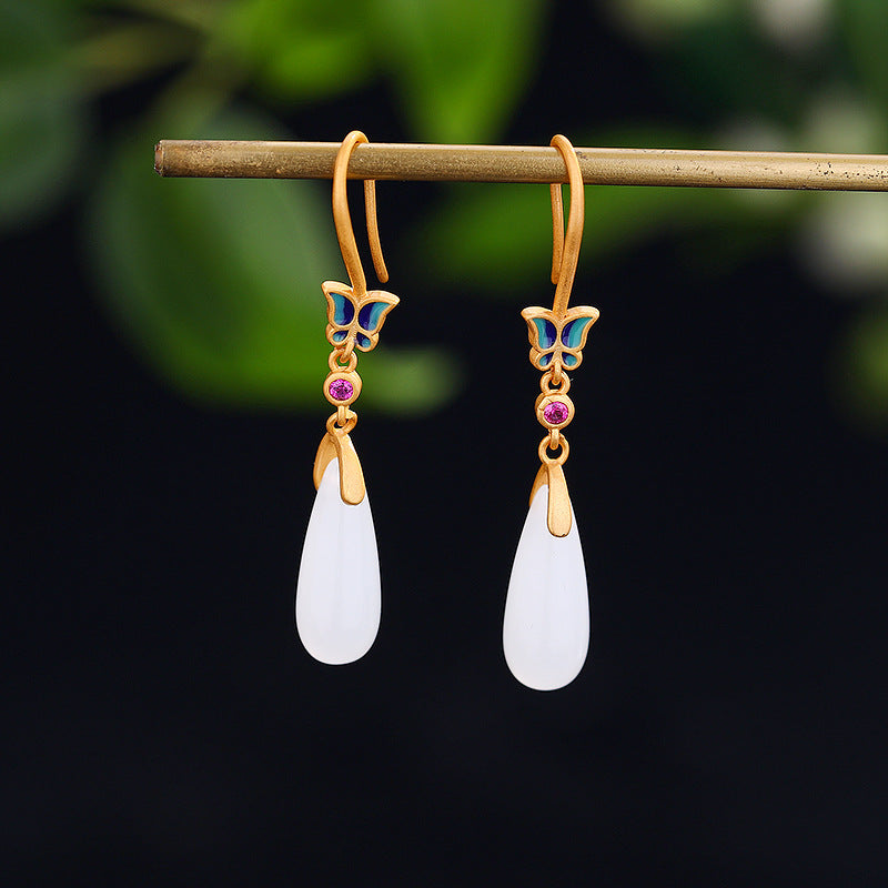 Romantic Gold Earring for Special Moments