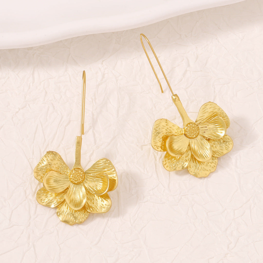 Stunning Earring for Daily Wear