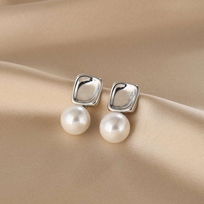 Elegant Pearl Earring for Every Occasion