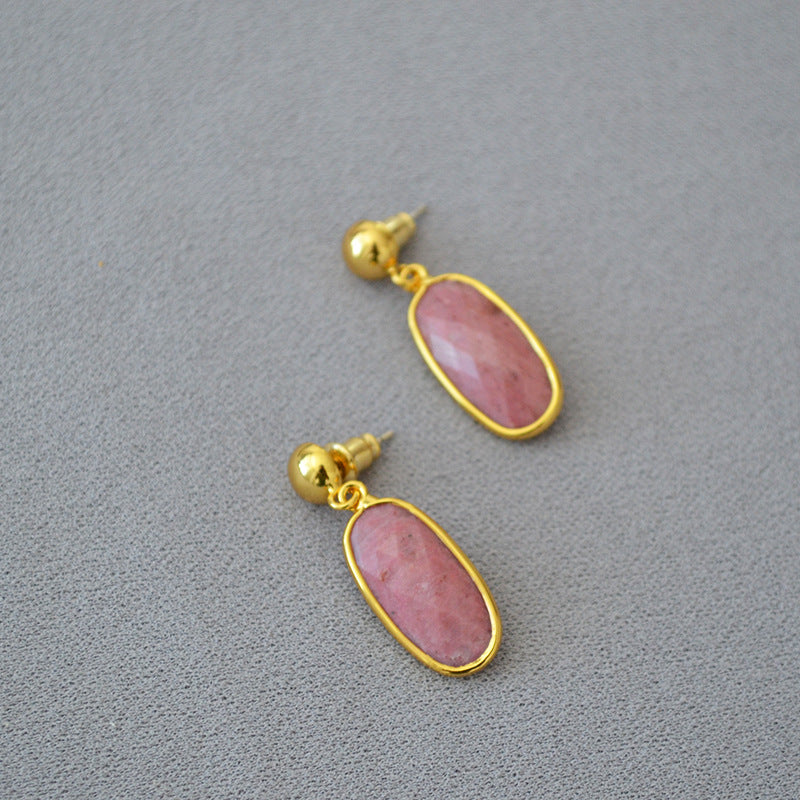 Elegant Gold Earring for Every Occasion