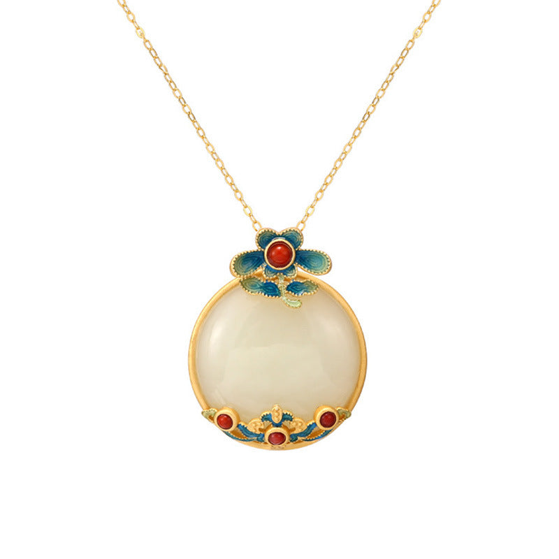 Classic Silver Necklace with Timeless Appeal