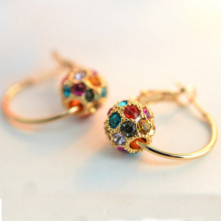 Charming Earring for Any Occasion