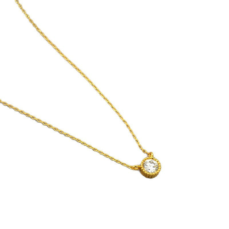 Romantic Gold Necklace for Special Moments