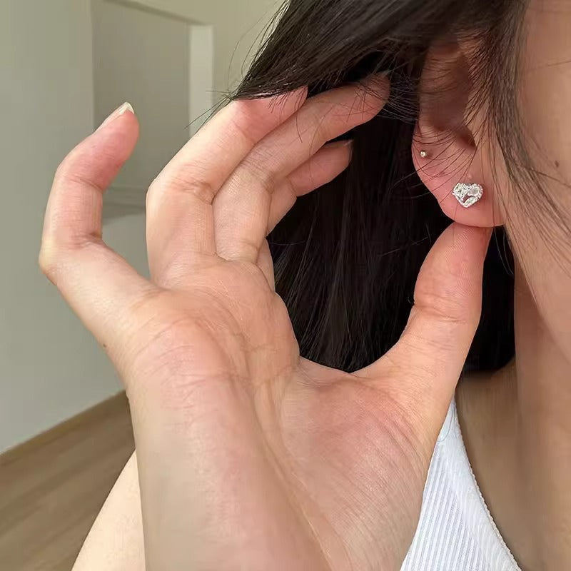 Charming Earring for Any Occasion