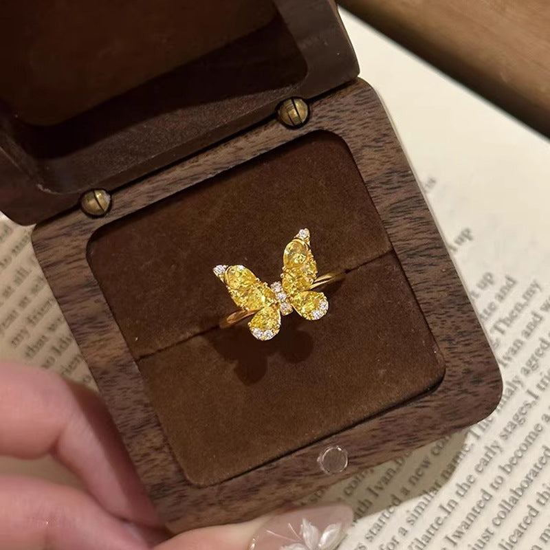 Elegant Gold Ring for Every Occasion