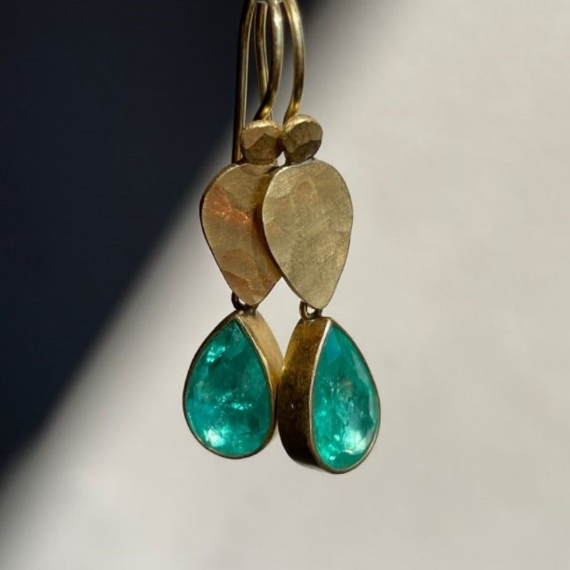 Classic Earring with Timeless Appeal