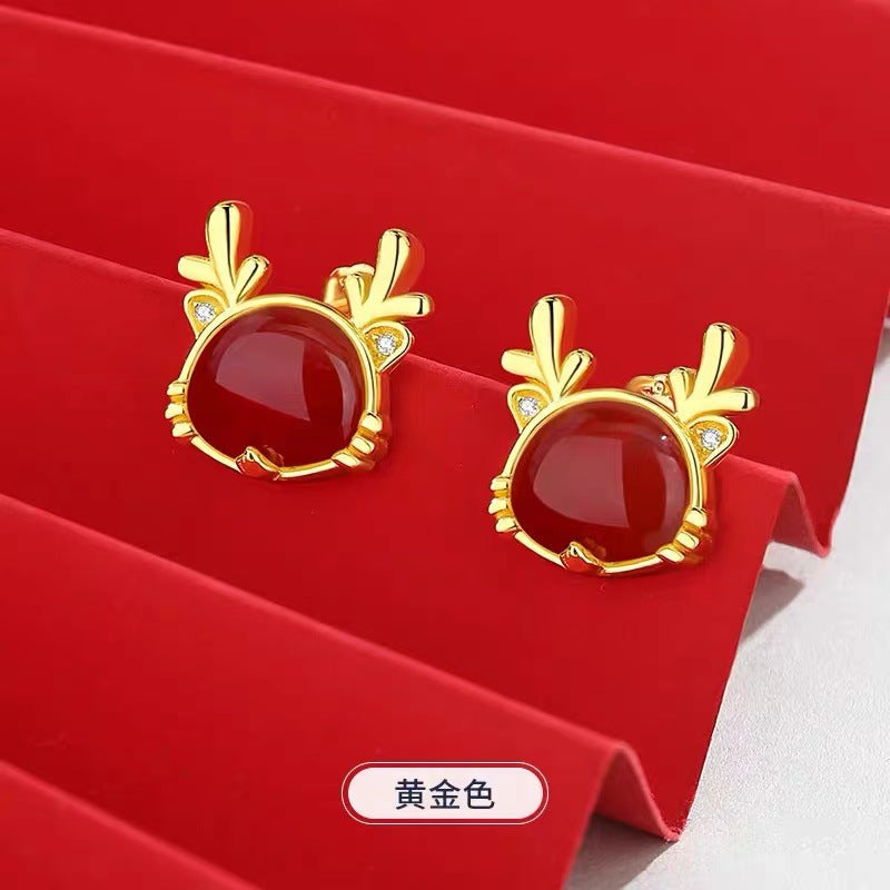 Romantic Silver Earring for Special Moments