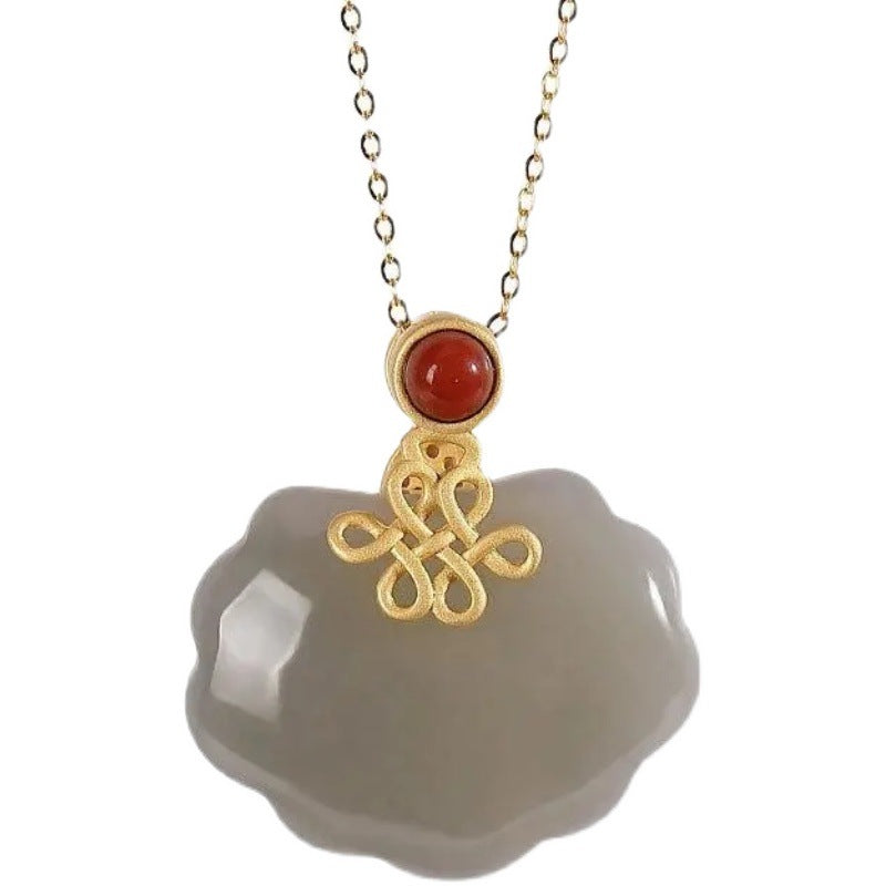 Romantic Gold Pendant for Special Moments