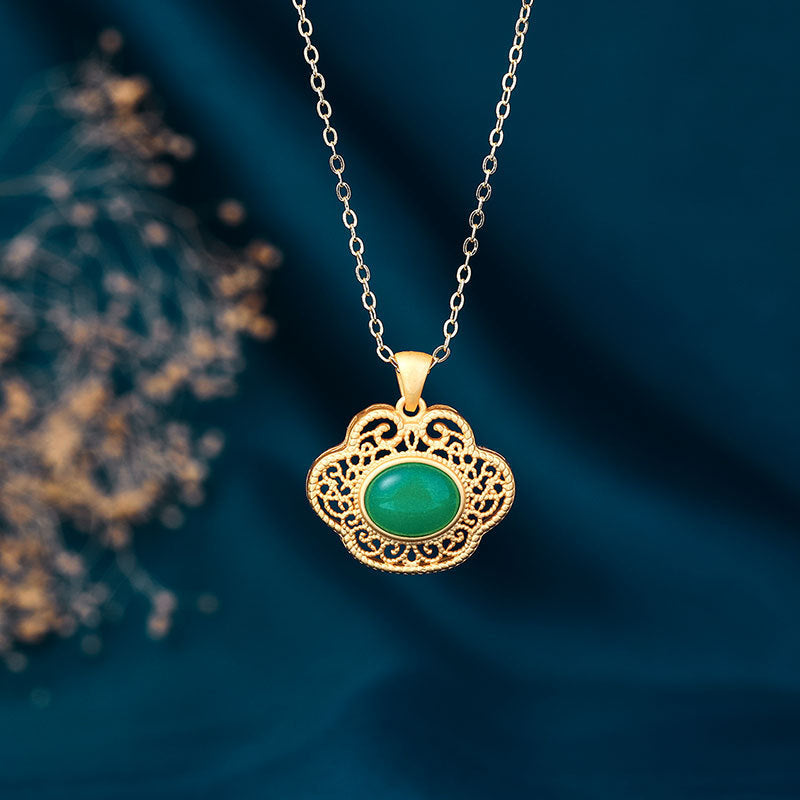 Classic Gold Necklace with Timeless Appeal