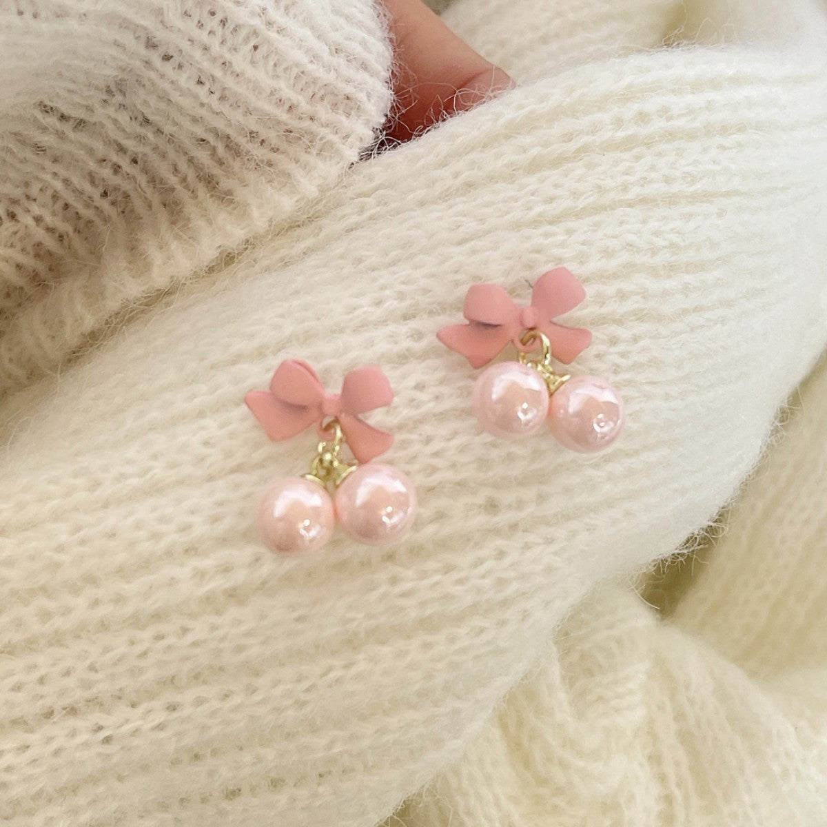 Charming Pearl Earring for Any Occasion