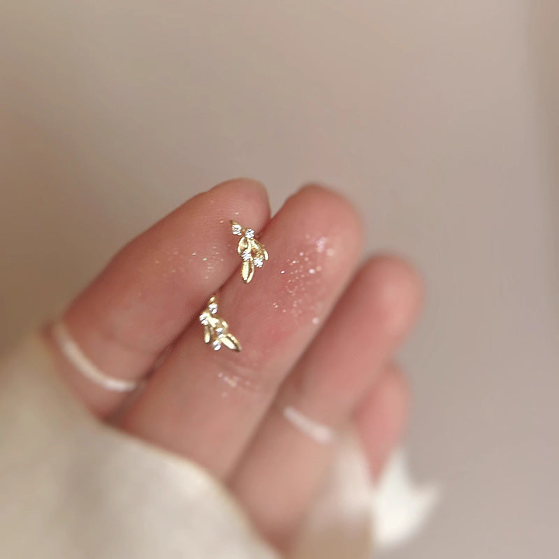 Charming Earring for Any Occasion